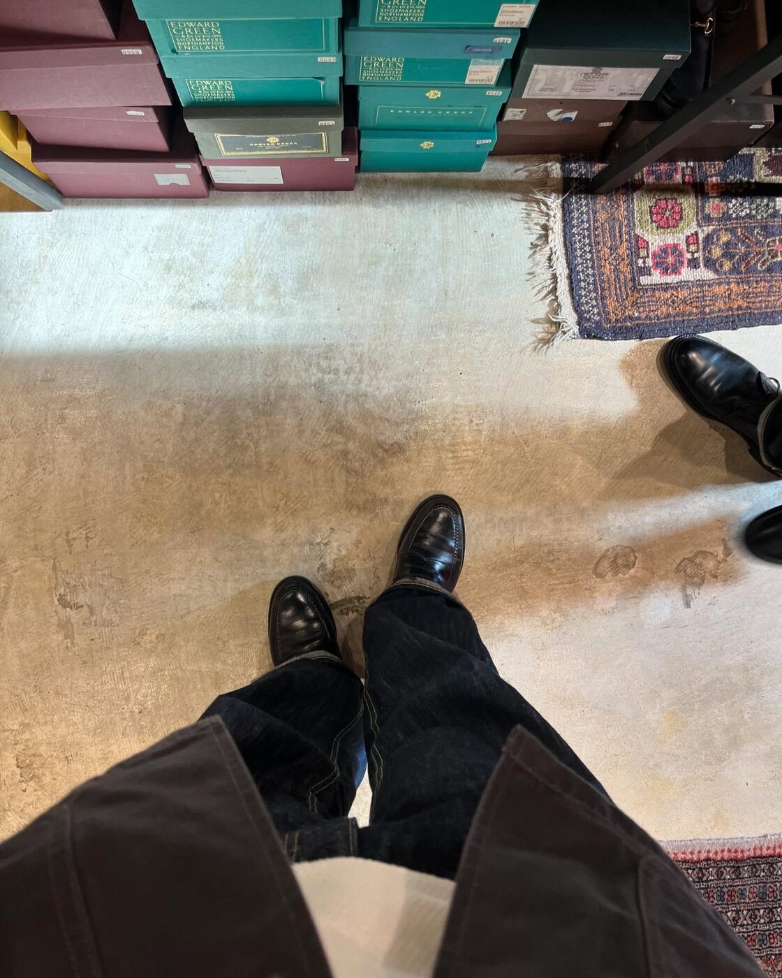 店内の足元